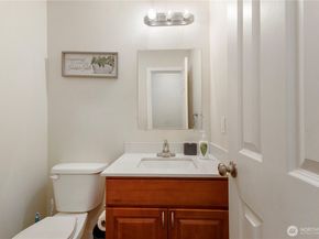 12228 SE Petrovitsky Road 2B, Renton WA 98058