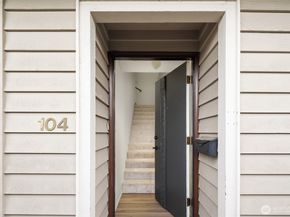 1612 33rd Street 104, Everett WA 98201