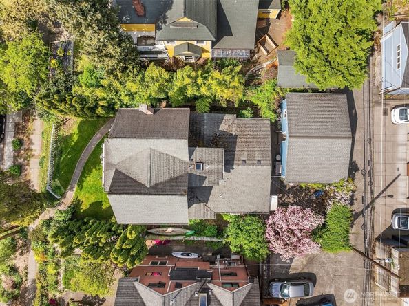 2616 Franklin Avenue E, Seattle WA 98102