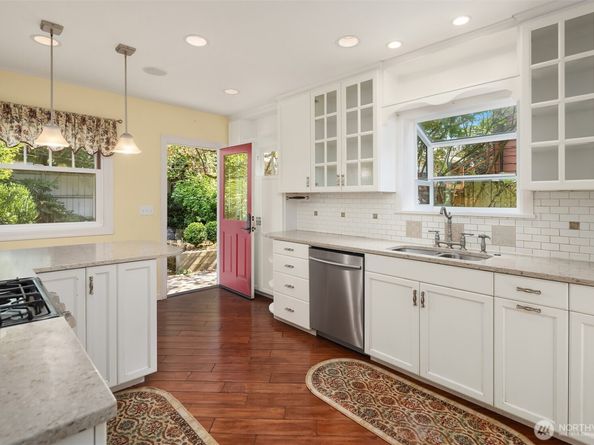 2616 Franklin Avenue E, Seattle WA 98102