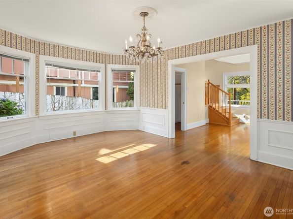 2616 Franklin Avenue E, Seattle WA 98102