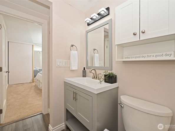 3400 25th Avenue W 101, Seattle WA 98199