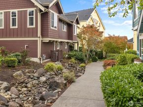 1950 18TH Avenue NE 50A, Issaquah WA 98029