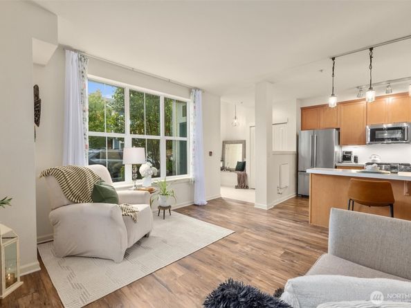 1950 18TH Avenue NE 50A, Issaquah WA 98029