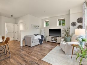 1950 18TH Avenue NE 50A, Issaquah WA 98029