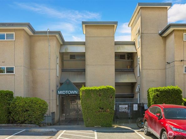 732 11th Avenue E 202, Seattle WA 98102