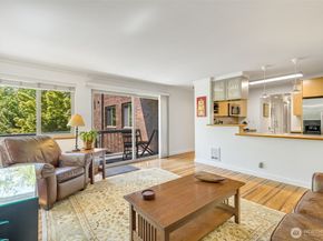 732 11th Avenue E 202, Seattle WA 98102
