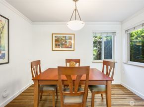 732 11th Avenue E 202, Seattle WA 98102