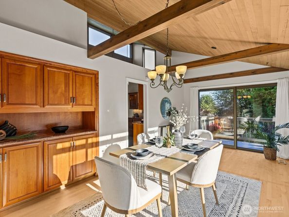 5015 145th Place SE, Bellevue WA 98006