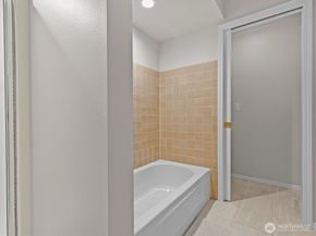 5015 145th Place SE, Bellevue WA 98006