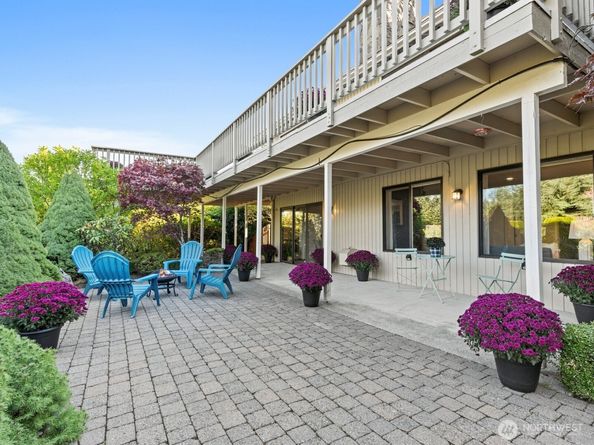 5015 145th Place SE, Bellevue WA 98006