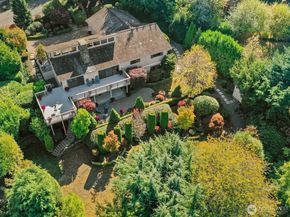 5015 145th Place SE, Bellevue WA 98006