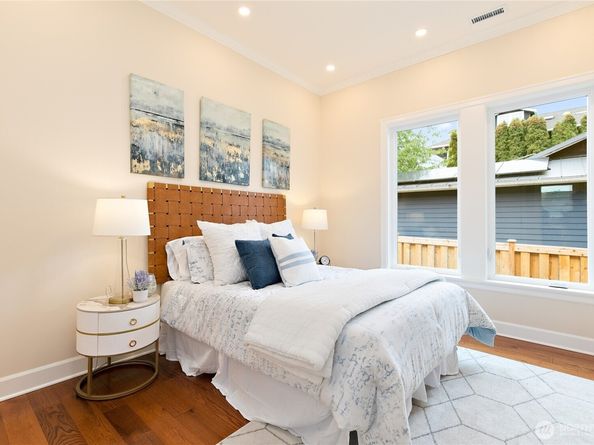 5212 S Mayflower Street, Seattle WA 98118