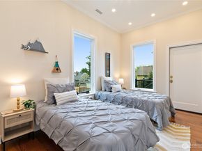 5212 S Mayflower Street, Seattle WA 98118