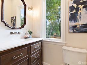 5212 S Mayflower Street, Seattle WA 98118