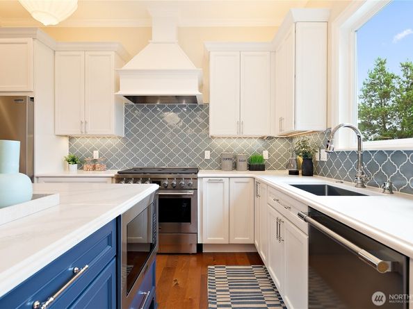 5212 S Mayflower Street, Seattle WA 98118