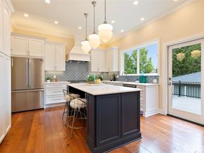 5212 S Mayflower Street, Seattle WA 98118