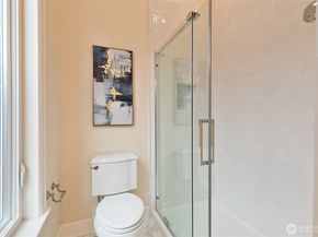 5212 S Mayflower Street, Seattle WA 98118