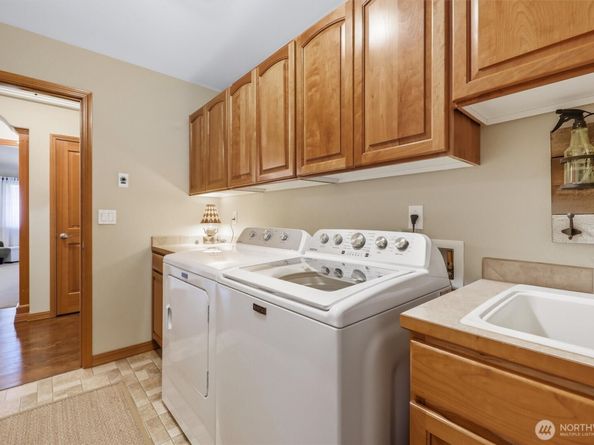 20615 39th Avenue SE, Bothell WA 98012