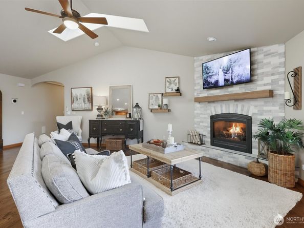 20615 39th Avenue SE, Bothell WA 98012