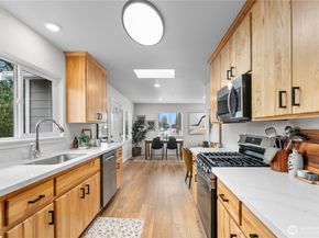 400 6th Street, Snohomish WA 98290