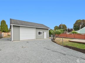 400 6th Street, Snohomish WA 98290