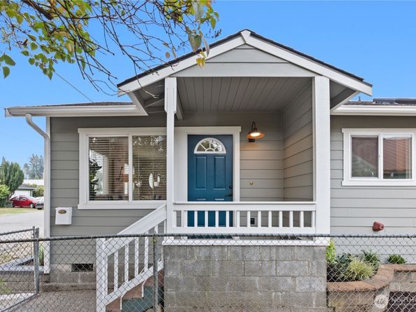 400 6th Street, Snohomish WA 98290