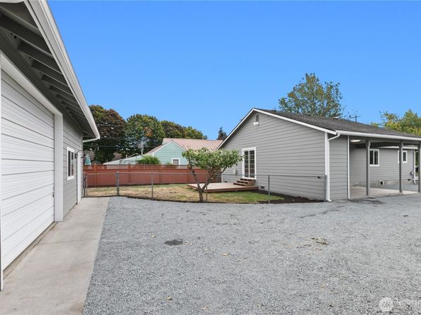 400 6th Street, Snohomish WA 98290
