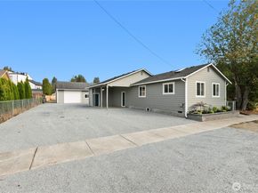 400 6th Street, Snohomish WA 98290