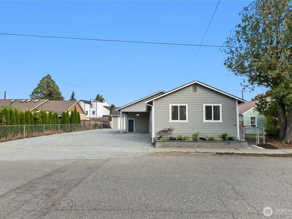 400 6th Street, Snohomish WA 98290