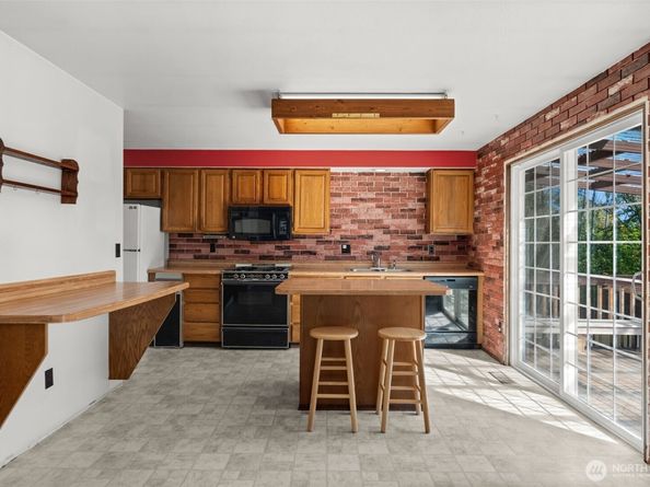 2169 Ponderosa Drive SE, Port Orchard WA 98366