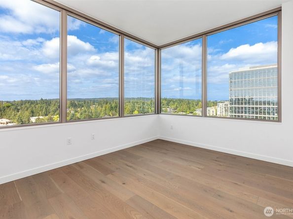 10232 NE 10th Street 807, Bellevue WA 98004
