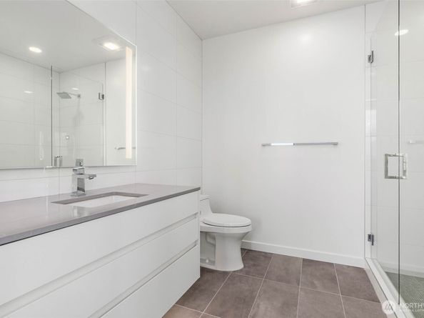 10232 NE 10th Street 807, Bellevue WA 98004