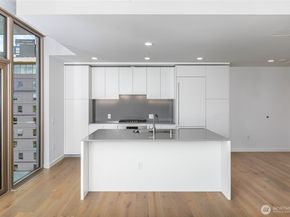 10232 NE 10th Street 807, Bellevue WA 98004