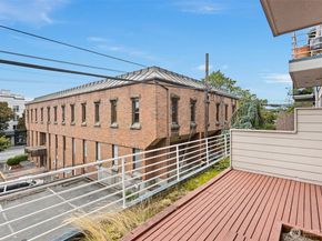 2727 E Franklin Ave E E 102, Seattle WA 98102
