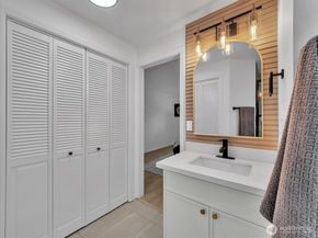 17009 17th Avenue W, Lynnwood WA 98037