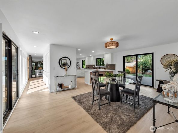 17009 17th Avenue W, Lynnwood WA 98037