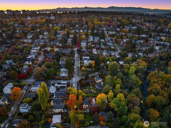 2610 E Helen Street, Seattle WA 98112