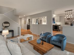 2610 E Helen Street, Seattle WA 98112