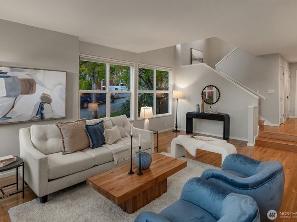2610 E Helen Street, Seattle WA 98112