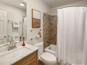 2610 E Helen Street, Seattle WA 98112