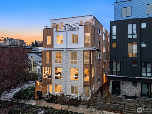 222 C 10th Avenue E, Seattle WA 98102