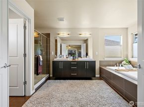 34288 56th Avenue S, Auburn WA 98001