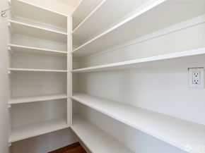 832 Lake Street S, Kirkland WA 98033