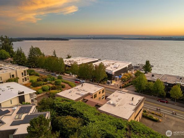 832 Lake Street S, Kirkland WA 98033
