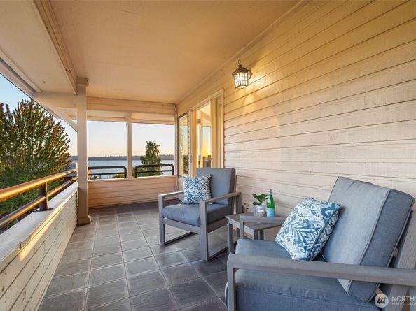 832 Lake Street S, Kirkland WA 98033