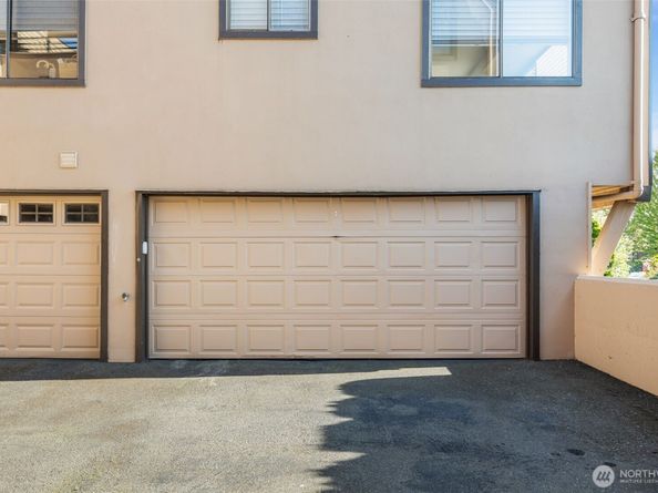 832 Lake Street S, Kirkland WA 98033