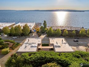 832 Lake Street S, Kirkland WA 98033