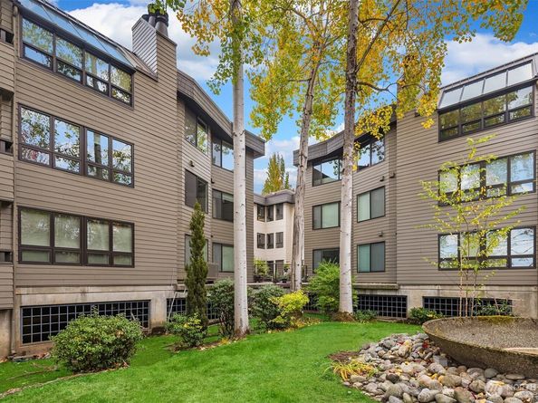 6300 Sand Point Way Ne 212, Seattle WA 98115