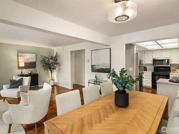 6300 Sand Point Way Ne 212, Seattle WA 98115